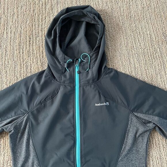 Avalanche Grey Coat with Hood - Picture 3 of 6